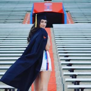 Meet your Posher, Lizzie